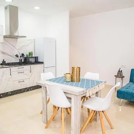 Manuel De Sandoval Apartment *